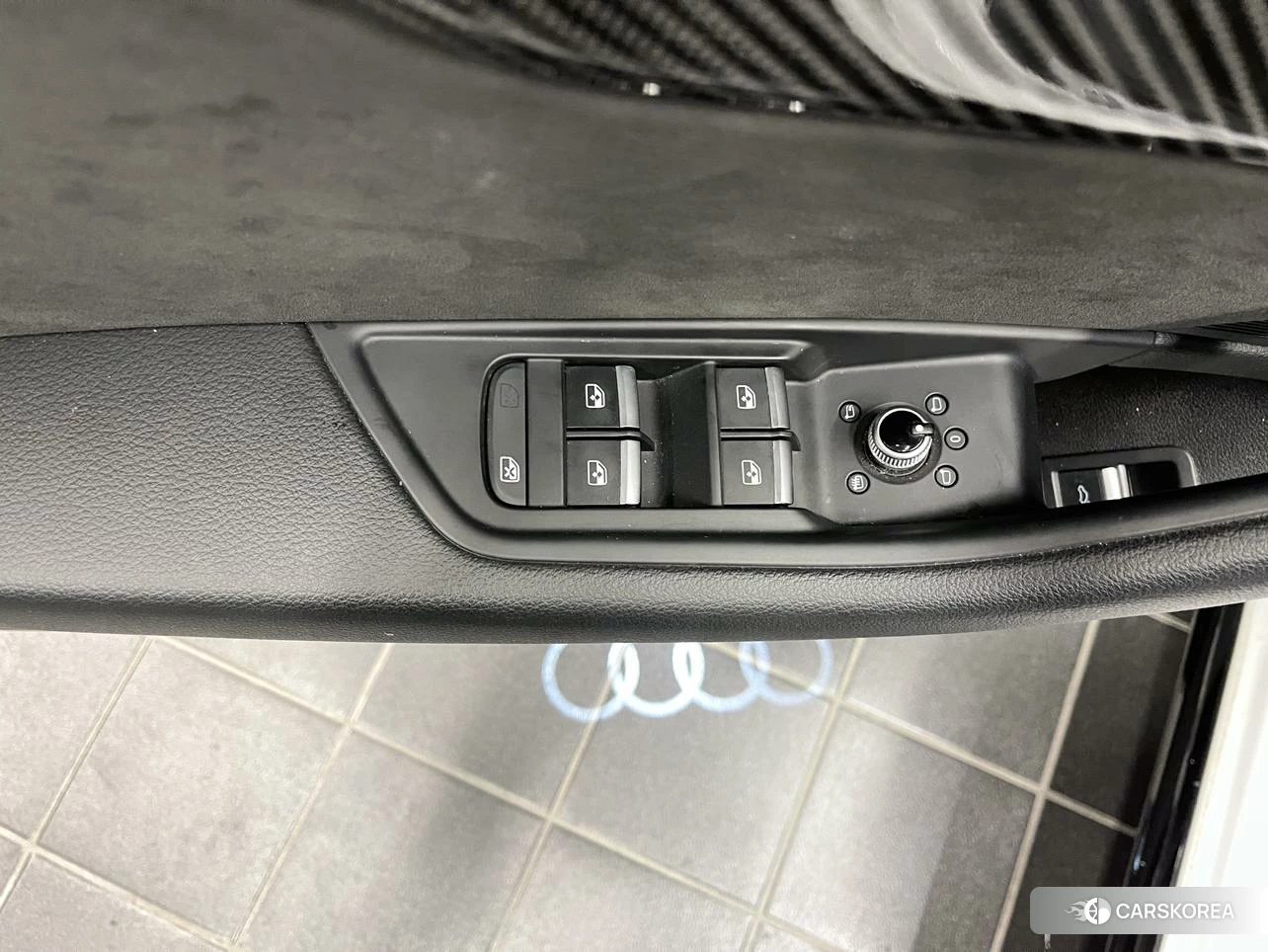 Audi A4L id 4440739 из Китая 17