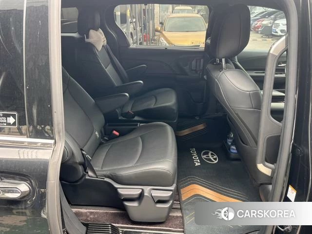 Toyota Saina id 4290219 из Китая 15