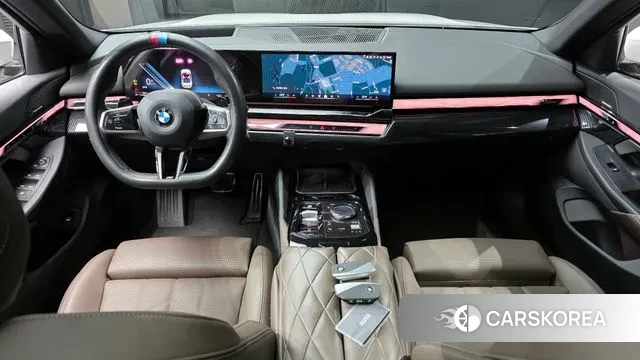 BMW 5 Series (G60) id 3560101 из Кореи 17