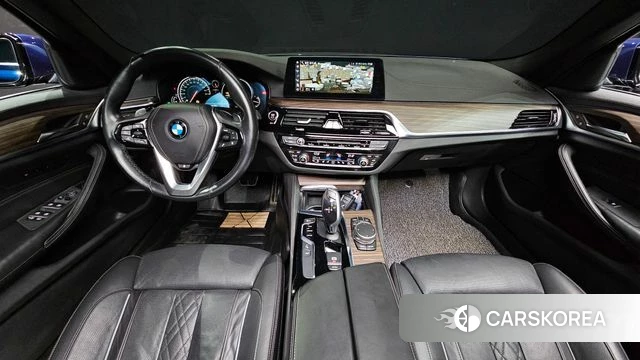 BMW 5 Series (G30) id 3943059 из Кореи 17