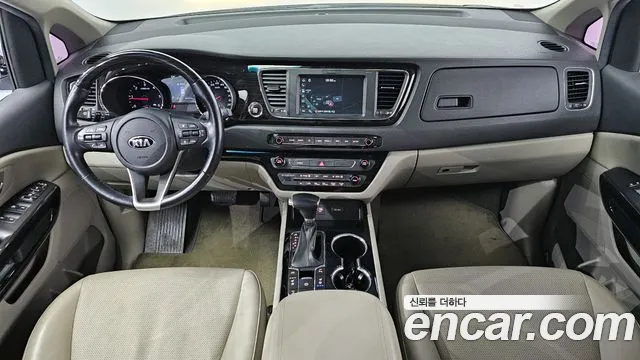 Kia The New Carnival id 2687079 из Кореи 17