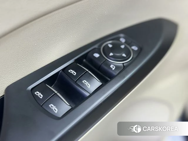 Buick GL8 id 4239873 из Китая 18
