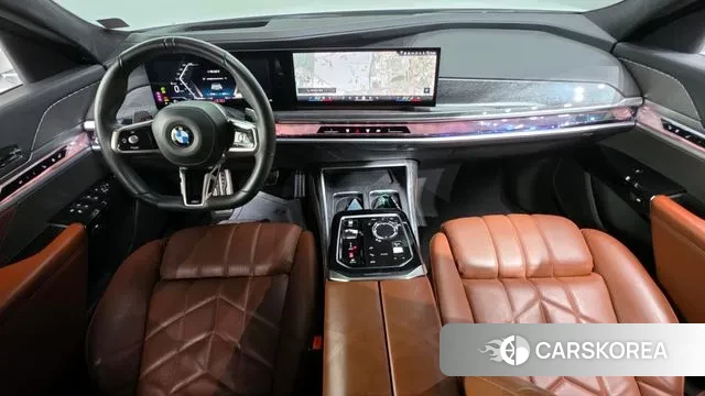 BMW 7 Series (G70) id 3251753 из Кореи 17