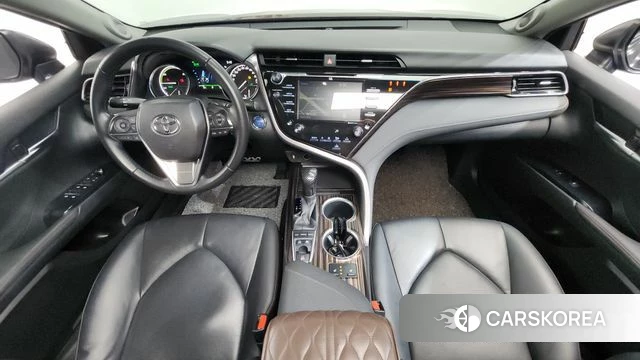 Toyota Camry (XV70) id 3905520 из Кореи 17