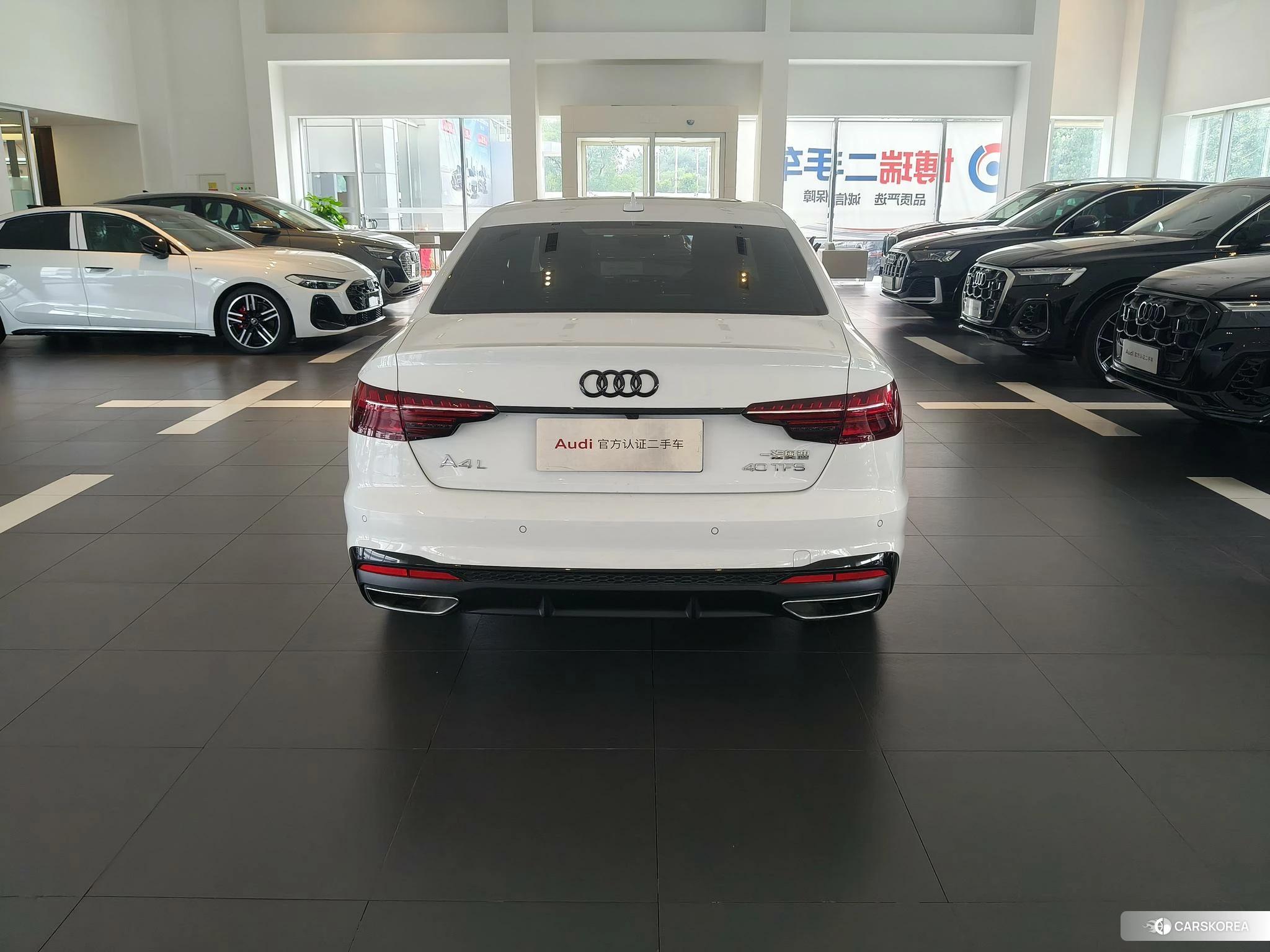 Audi A4L id 4515256 из Китая 9