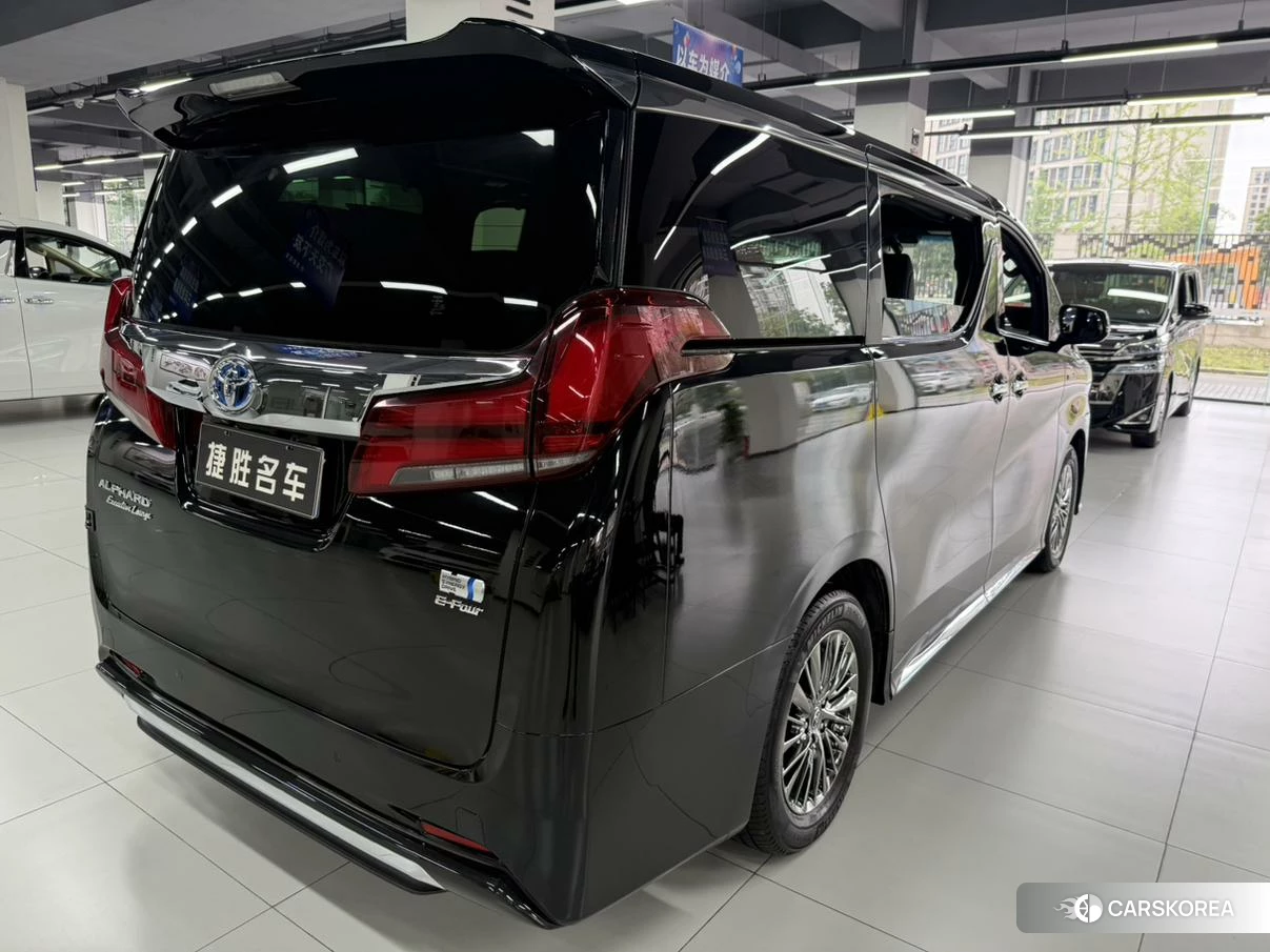 Toyota Elfa id 4441064 из Китая 7