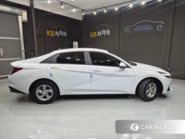 Hyundai Avante (CN7) id 3640431 из Кореи 17