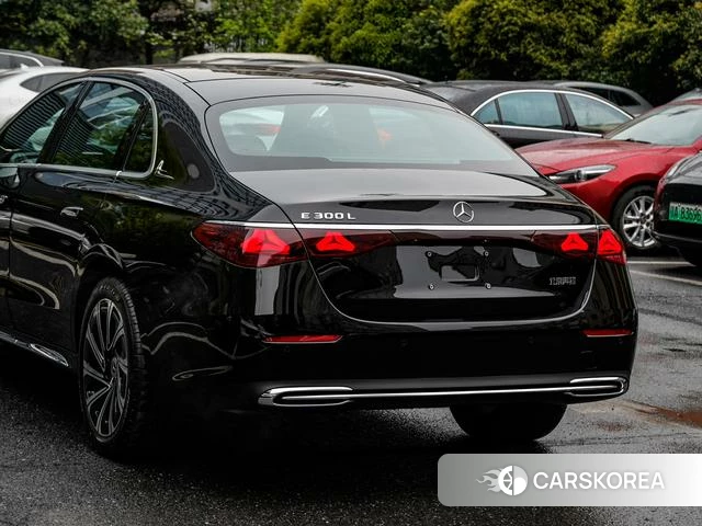 Mercedes-Benz E-class id 4277616 из Китая 17