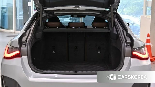 BMW i4 id 4612655 из Кореи 17