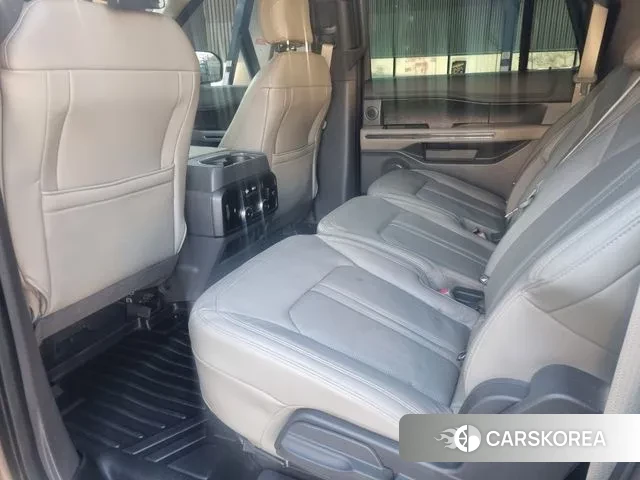 Ford Expeditation id 3547615 из Кореи 10