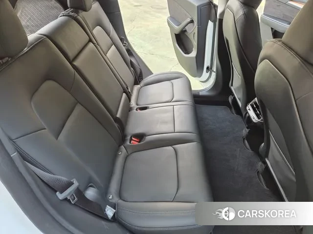 Tesla Model Y id 2857808 из Кореи 8