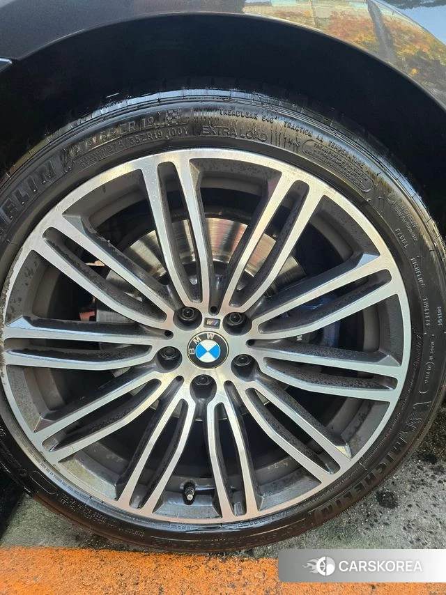 BMW 5 Series (G30) id 3894122 из Кореи 7