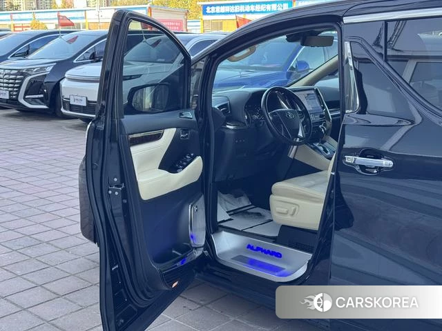 Toyota Elfa id 4258216 из Китая 18