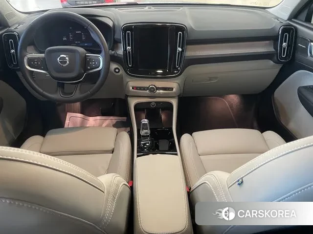 Volvo XC40 id 3733908 из Кореи 17