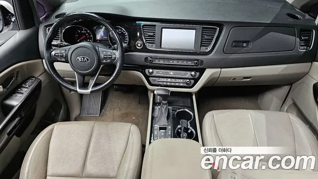 Kia The New Carnival id 2471970 из Кореи 17