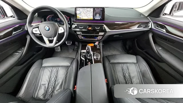 BMW 5 Series (G30) id 3047908 из Кореи 17