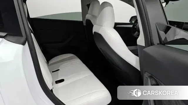 Tesla Model Y id 3340849 из Кореи 8