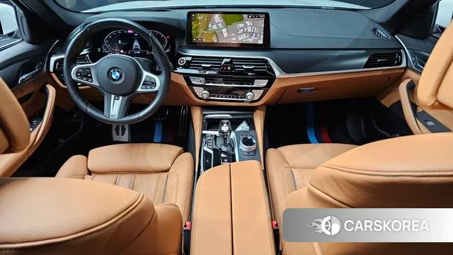 BMW 5 Series (G30) id 3576716 из Кореи 17