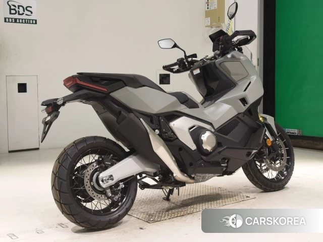 Проданный Honda X-ADV 750 2026 из Японии, фото 2