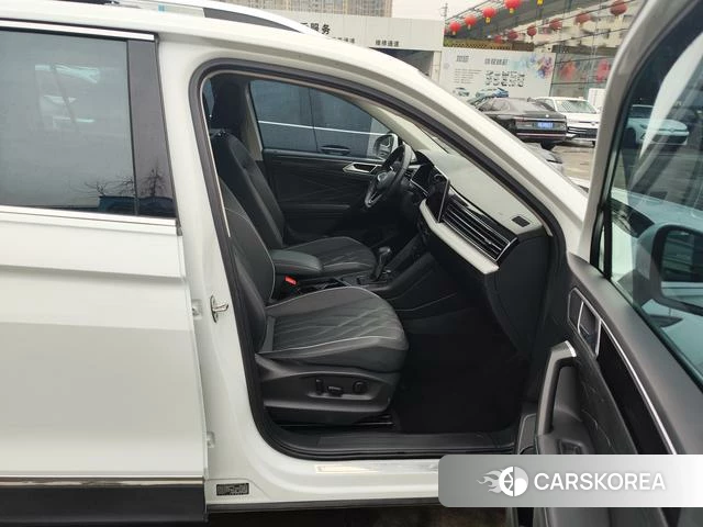 Volkswagen Tiguan L id 4277853 из Китая 7