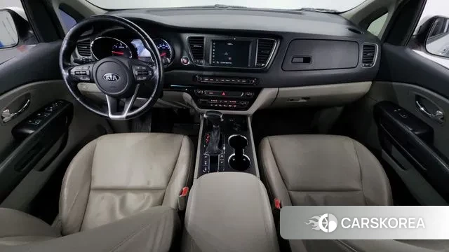 Kia The New Carnival id 3599019 из Кореи 17