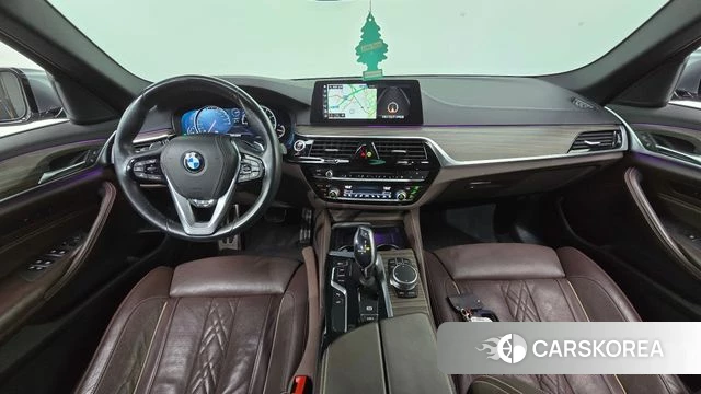 BMW 5 Series (G30) id 4435803 из Кореи 17