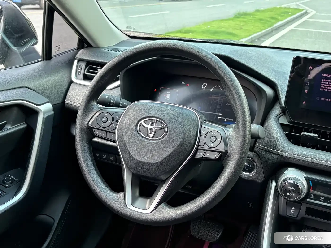 Toyota RAV4 id 4628293 из Китая 13