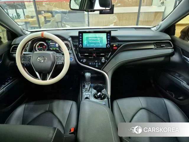 Toyota Camry (XV70) id 3858667 из Кореи 16