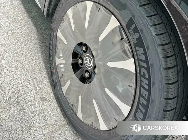 Toyota Elfa id 4258382 из Китая 13