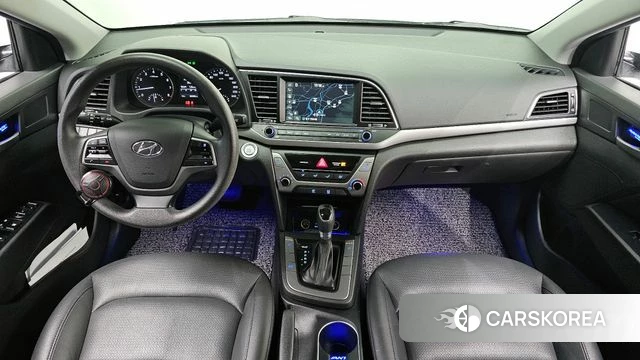 Hyundai Avante AD id 4351384 из Кореи 29