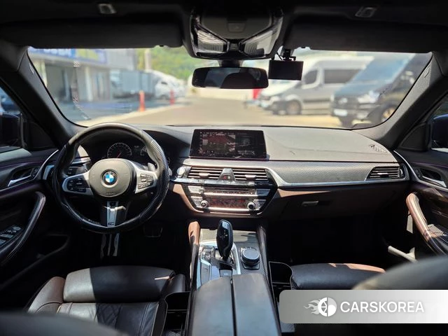BMW 5 Series (G30) id 4654773 из Кореи 14