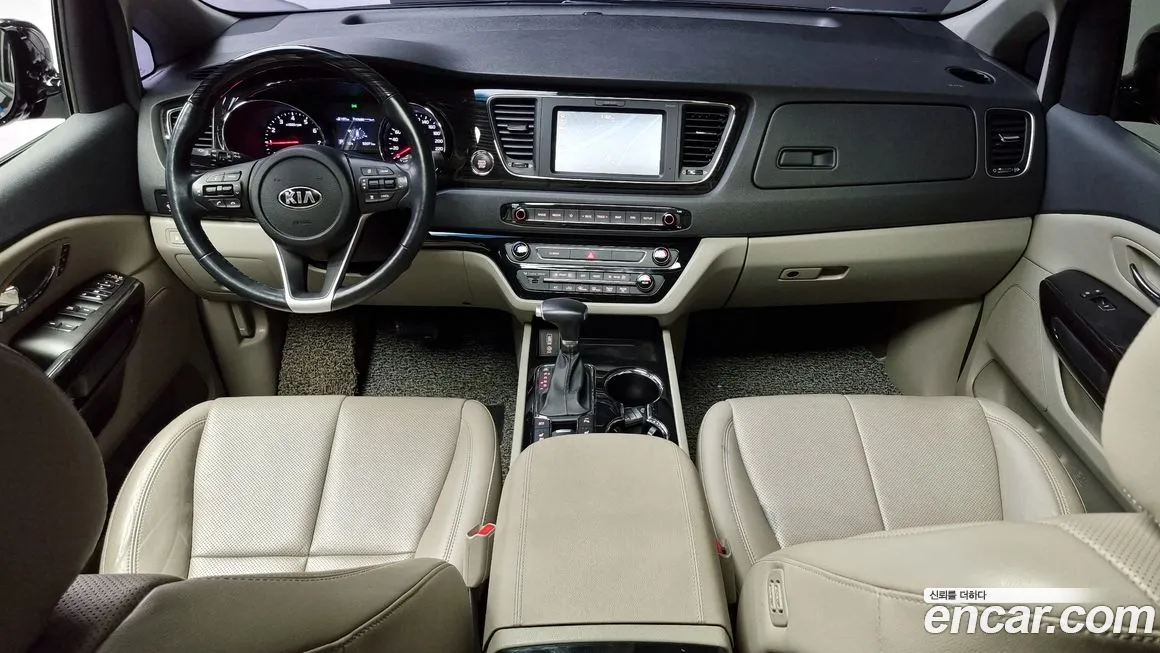 Kia The New Carnival id 887671 из Кореи 17