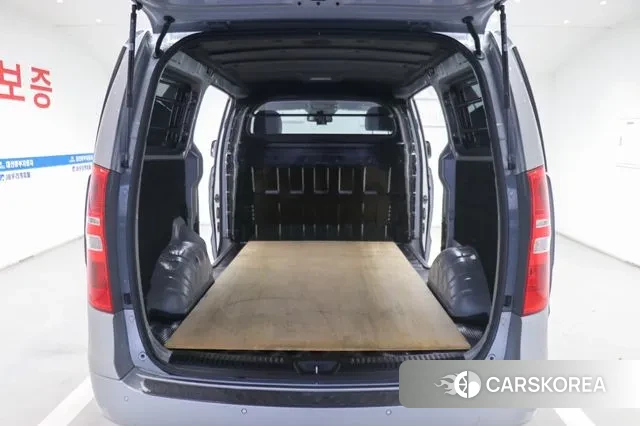 Hyundai The New Grand Starex id 3597907 из Кореи 16