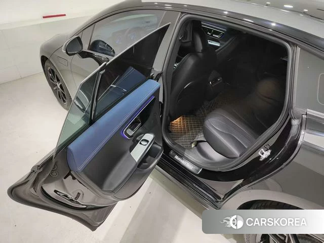 Mercedes-Benz EQE id 3920785 из Китая 19