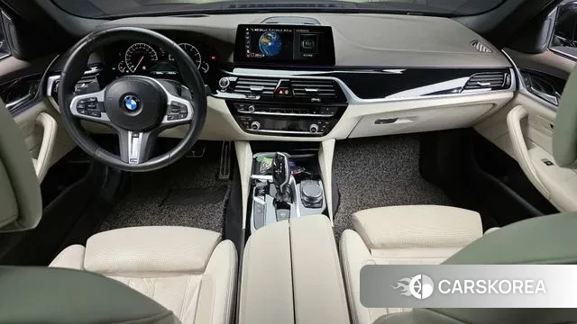 BMW 5 Series (G30) id 3541406 из Кореи 17