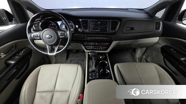 Kia The New Carnival id 4667499 из Кореи 17