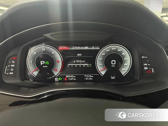 Audi Q8 (4M) id 4593712 из Кореи 12
