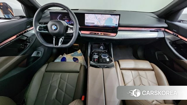 BMW 5 Series (G60) id 4493437 из Кореи 17