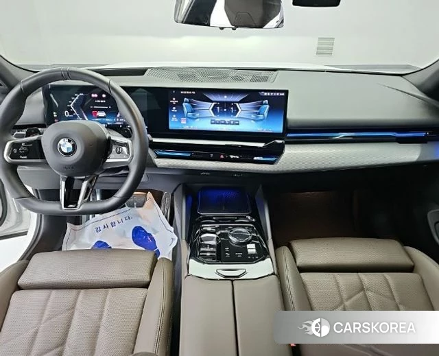 BMW 5 Series (G60) id 4623464 из Кореи 17