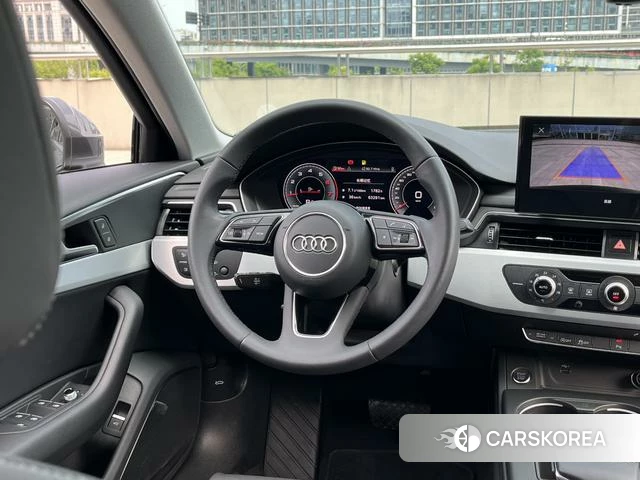 Audi A4L id 4275631 из Китая 16