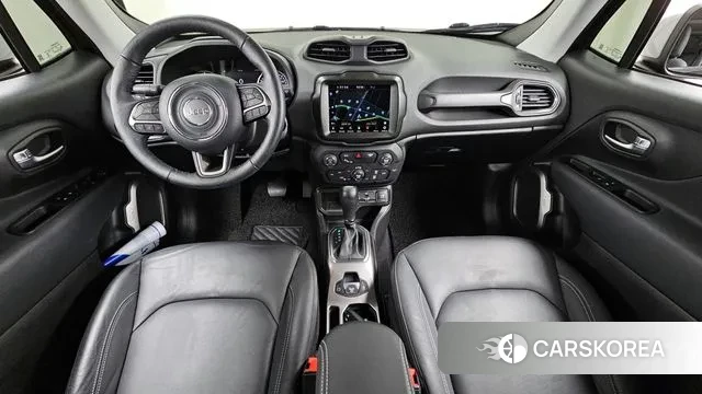 Jeep Renegade id 3437648 из Кореи 17