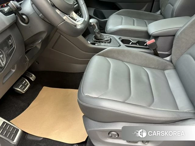 Volkswagen Tiguan L id 4215588 из Китая 15