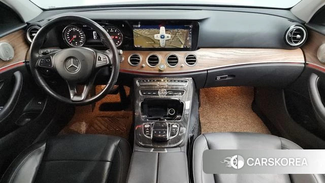 Mercedes-Benz E-Class W213 id 4605518 из Кореи 17