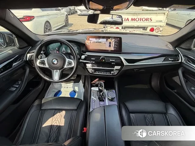 BMW 5 Series (G30) id 3771619 из Кореи 17