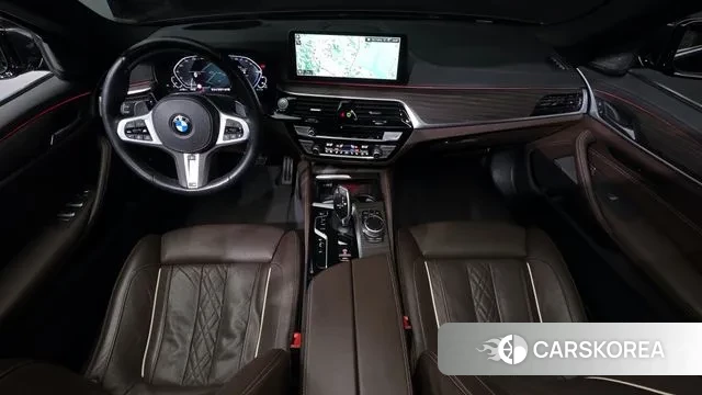 BMW 5 Series (G30) id 3778034 из Кореи 17