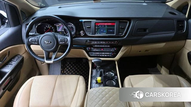 Kia The New Carnival id 3834682 из Кореи 17