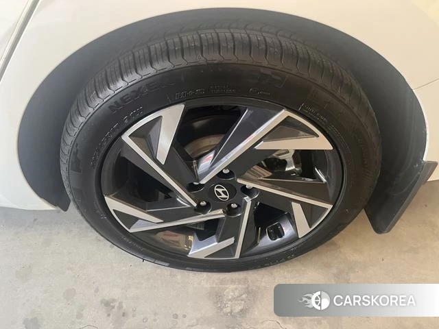 Hyundai Elantra id 4290750 из Китая 16
