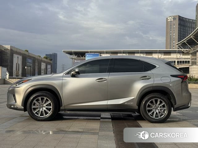 Lexus NX id 4368148 из Китая 7