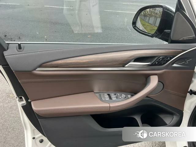 BMW X3 id 4254247 из Китая 14