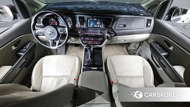 Kia All New Carnival id 3558146 из Кореи 17